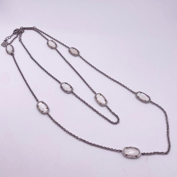 Kendra Scott Mother Of Pearl Extra Large Necklace 36” - Picture 4 of 6